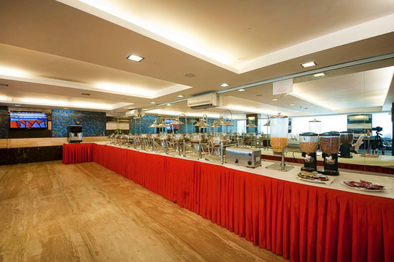 Hotel Amaltas International - Delhi-16 New Delhi Ngoại thất bức ảnh